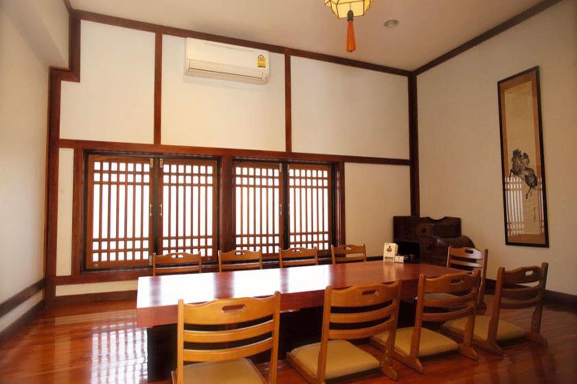 J. Park Hotel Chonburi Luaran gambar